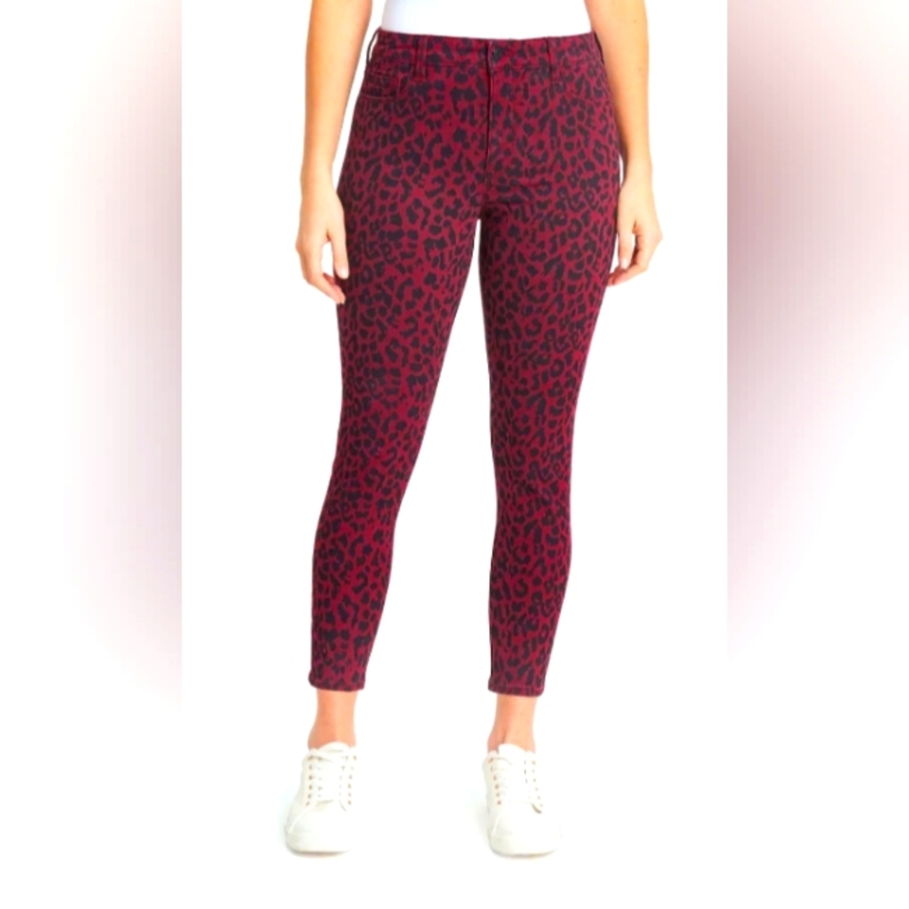 NWT Women's Social Standard Ankle Skinny Jeans, Sketchy Cheetah, size 8